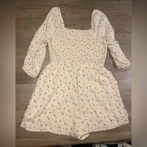 American Eagle Off white floral romper